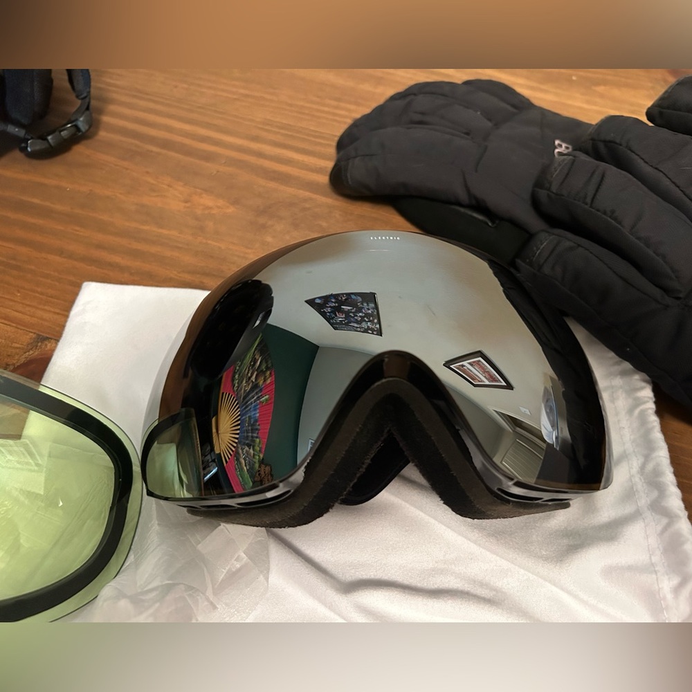 Electric ski goggles with snow lens - Picture 4 of 6